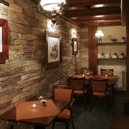 Ξενοδοχείο με διαμερίσματα Grand 3*