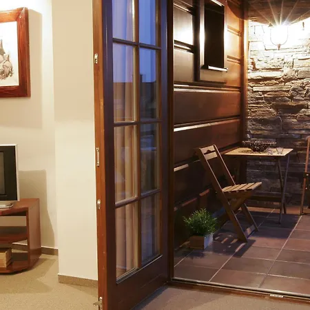 Grand מלון דירות 3*